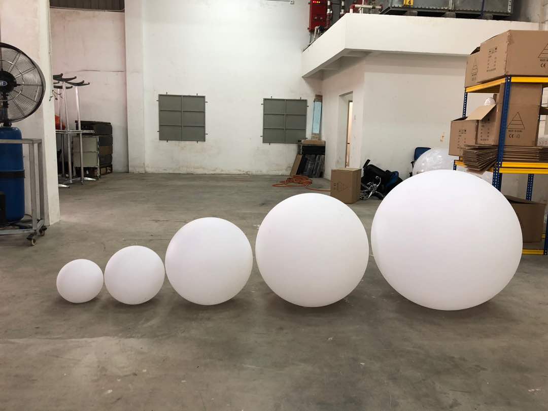 LED Ball 60cm Ø