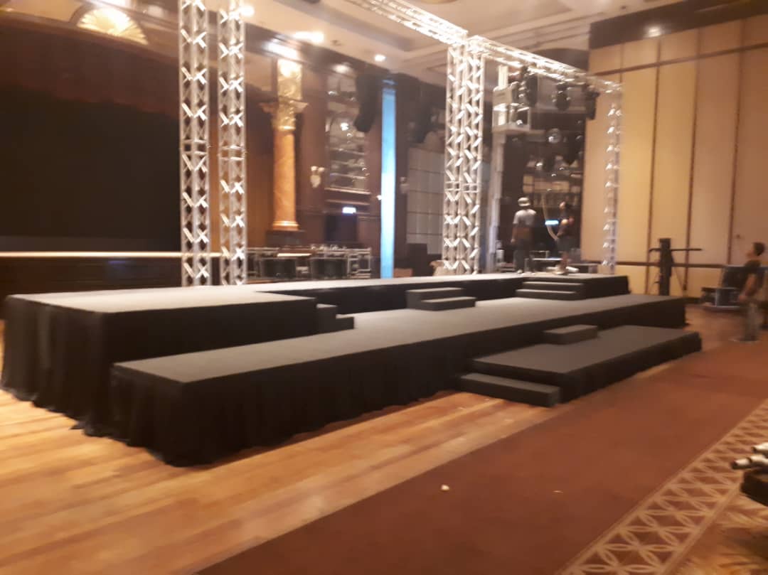 Stage Multilevel