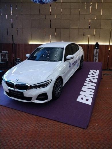 BMW Truss Entrance Arch event photo 7, 2023