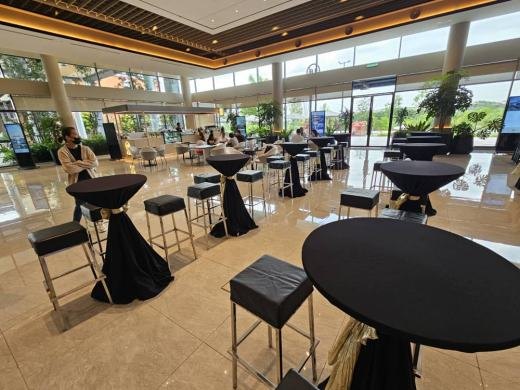 Elmina Sales Gallery event photo 5, 2025