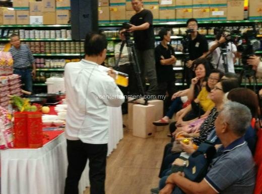 JASMINE MARTIN YAN ROADSHOW event photo 5, 2016