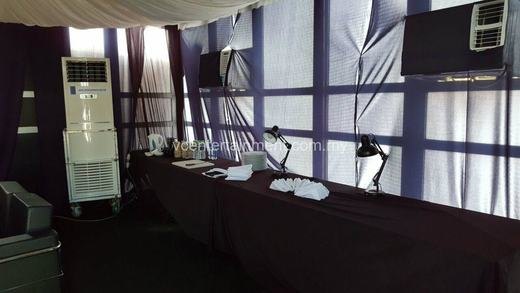 Sepang F1 After Race Concert Setup event photo 13, 2016